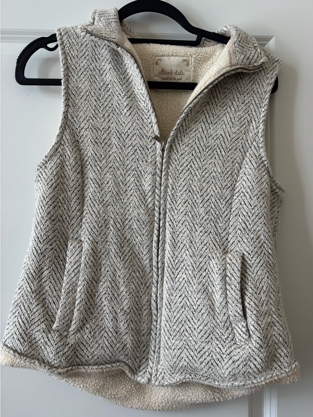 Altar'd State Cream Chevron Sherpa-Lined Zip Vest